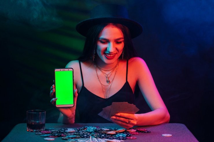 Tampilan layanan hiburan digital qqasia pada ponsel pintar